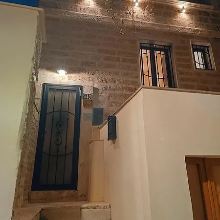 Casa Enrica بيت للعطل